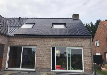 e20 serie 327 wp sunpower in Ichtegem op hellend dak