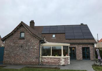 AEG glas glas zonnepanelen ooigem hellend dak