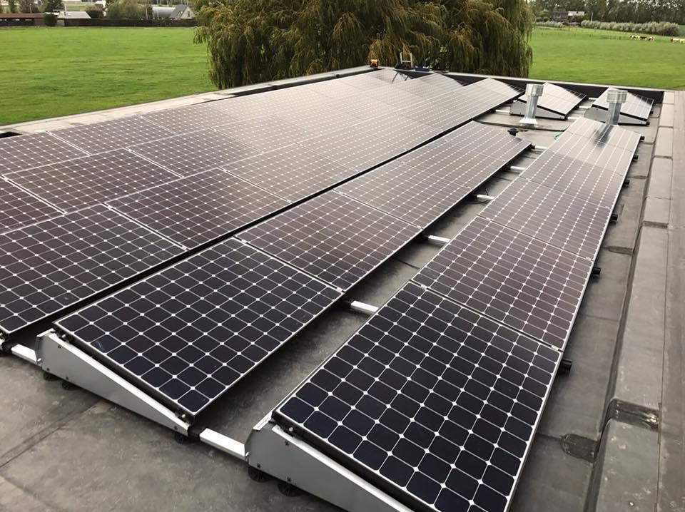 zonnepanelen plat dak wevelgem