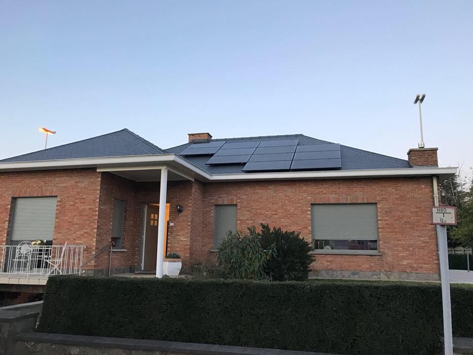 zonnepanelen op leien dak