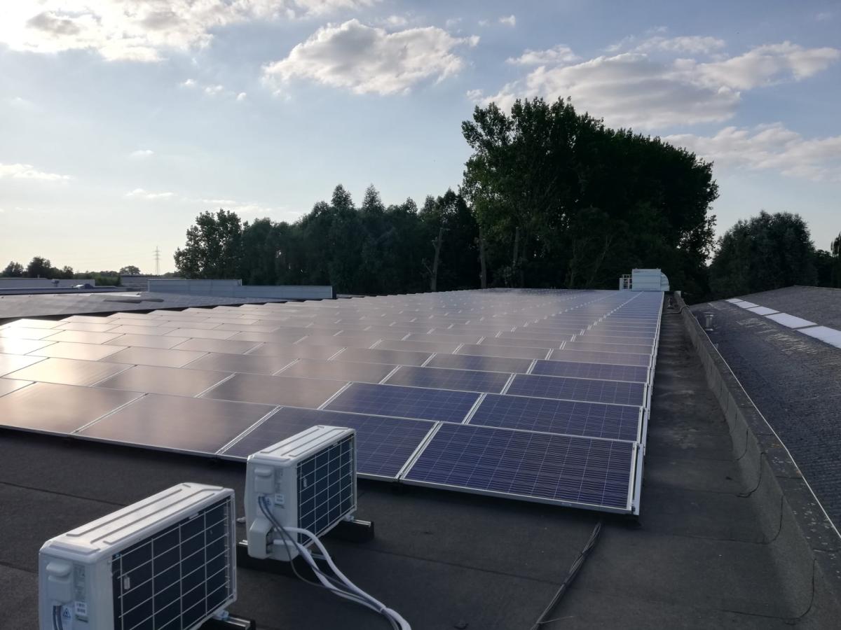 zonnepanelen industrie roeselare