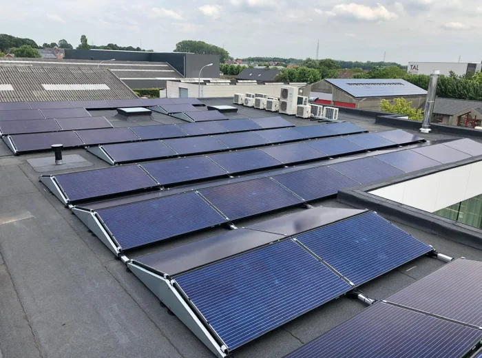 zonnepanelen oost west industrie